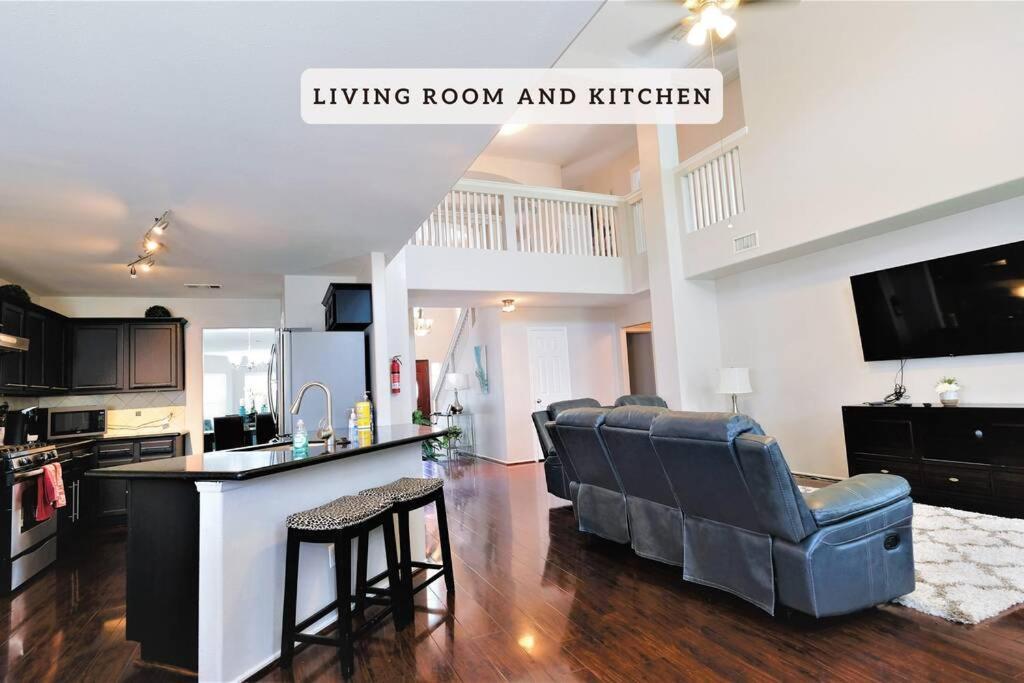 Katy, Grand Texas Size House, 6 Bedrooms 14 Beds - Sedgecreek Екстер'єр фото